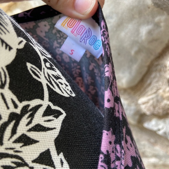 Lularoe Carly Dress Size Small S Purple Flowers - Picture 3 of 5